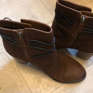 Brown boots